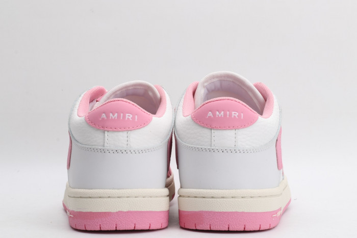AR1M1 Low-Top Sneaker