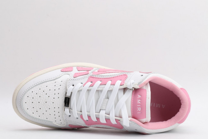 AR1M1 Low-Top Sneaker