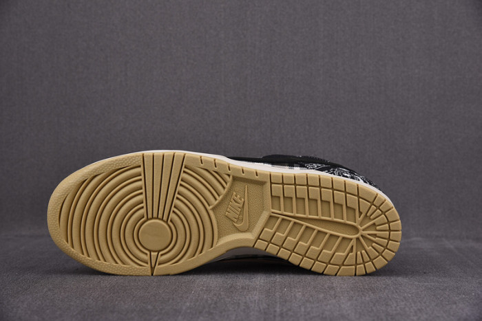 Travis Scott x Nike SB Dunk Low CT5053-001
