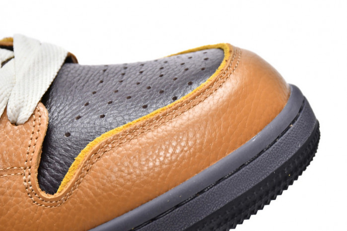 B*PE SNEAKER