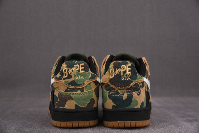 B*PE SNEAKER