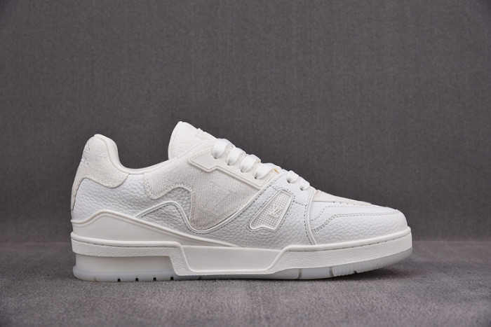 LV TRAINER SNEAKER LOW