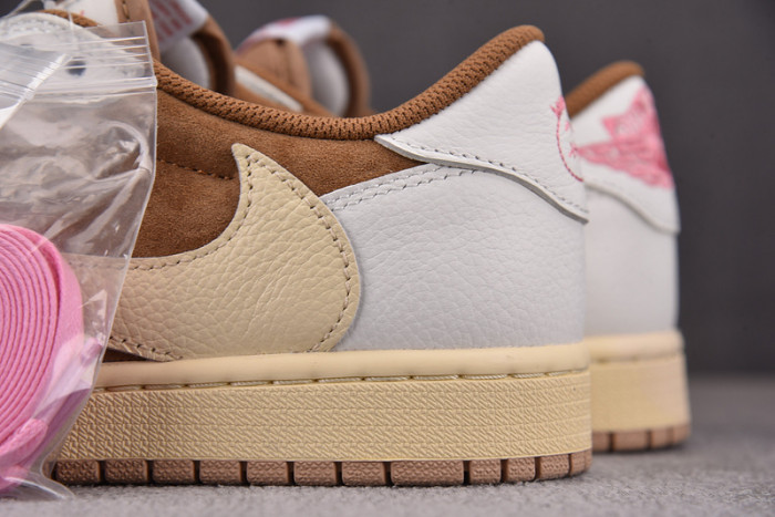 Travis Scott x AJ 1 Low OG SP DM7866-106