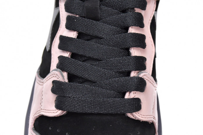 B*PE SNEAKER