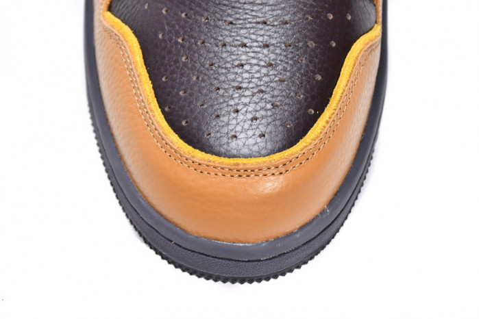 B*PE SNEAKER