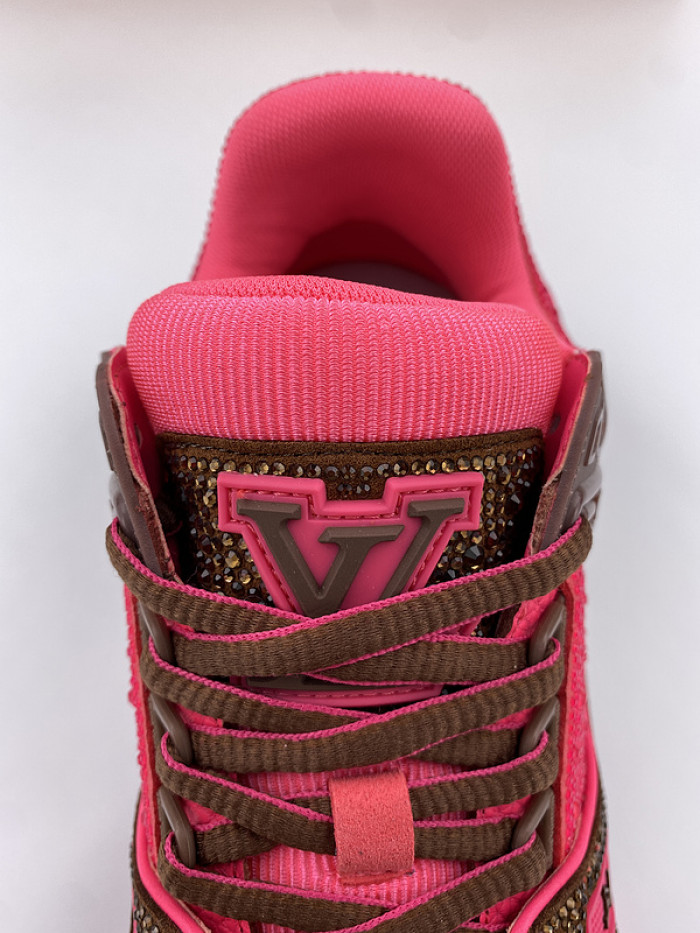 LV TRAINER SNEAKER