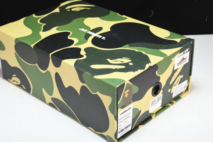B*PE SNEAKER