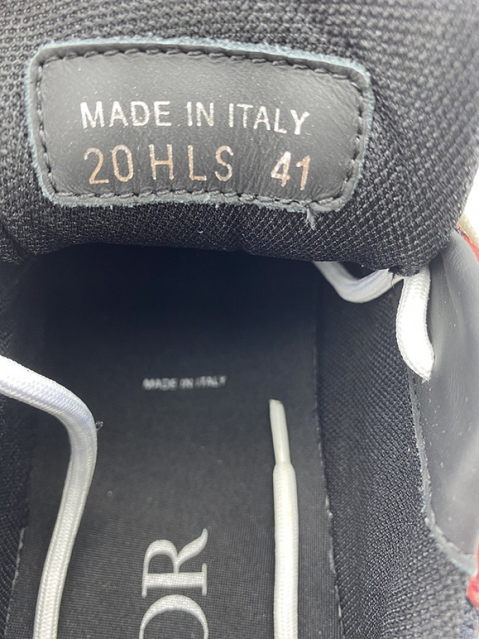 DR B22 SNEAKER