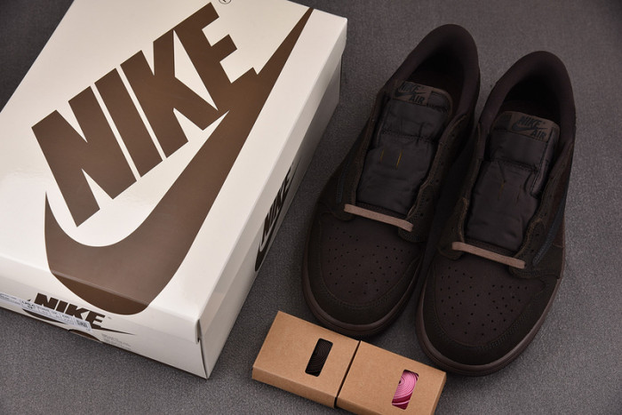 Travis Scott x Air Jordan 1 Low OG “Velvet Brown” DM7866-202