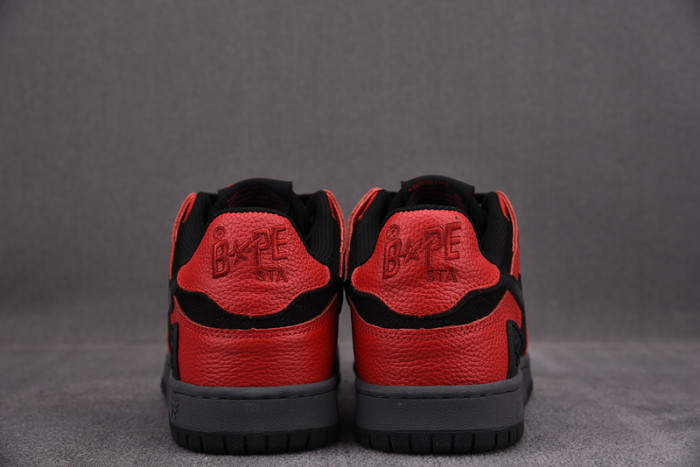 B*PE SNEAKER