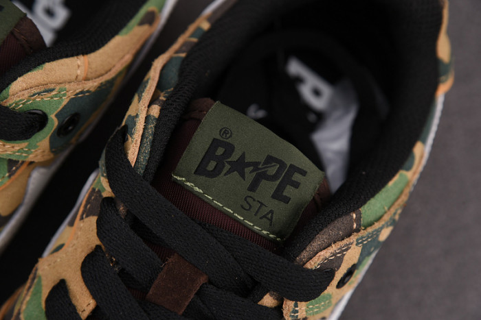 B*PE SNEAKER