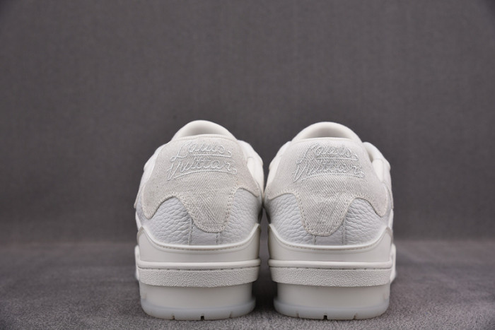 LV TRAINER SNEAKER LOW
