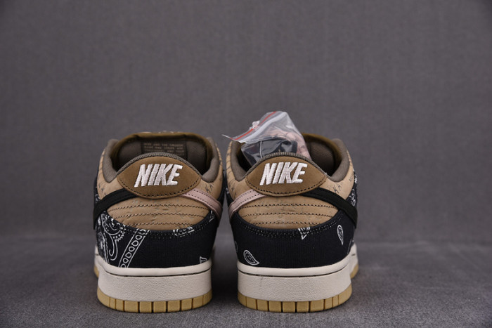 Travis Scott x Nike SB Dunk Low CT5053-001