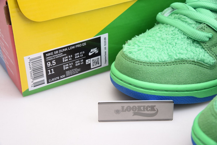 Grateful Dead x Nike SB Dunk Low “Green Bear” CJ5378-300