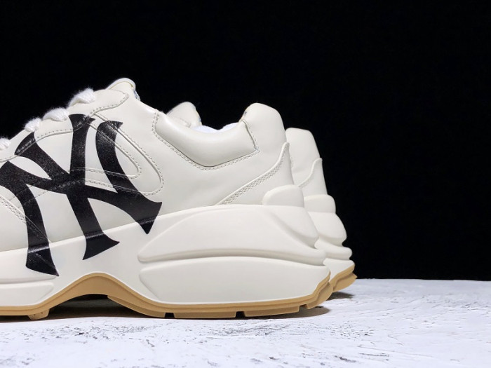 GUCC Rhyton sneaker with NY Yankees ™ Patch 548638 DRW00 9022