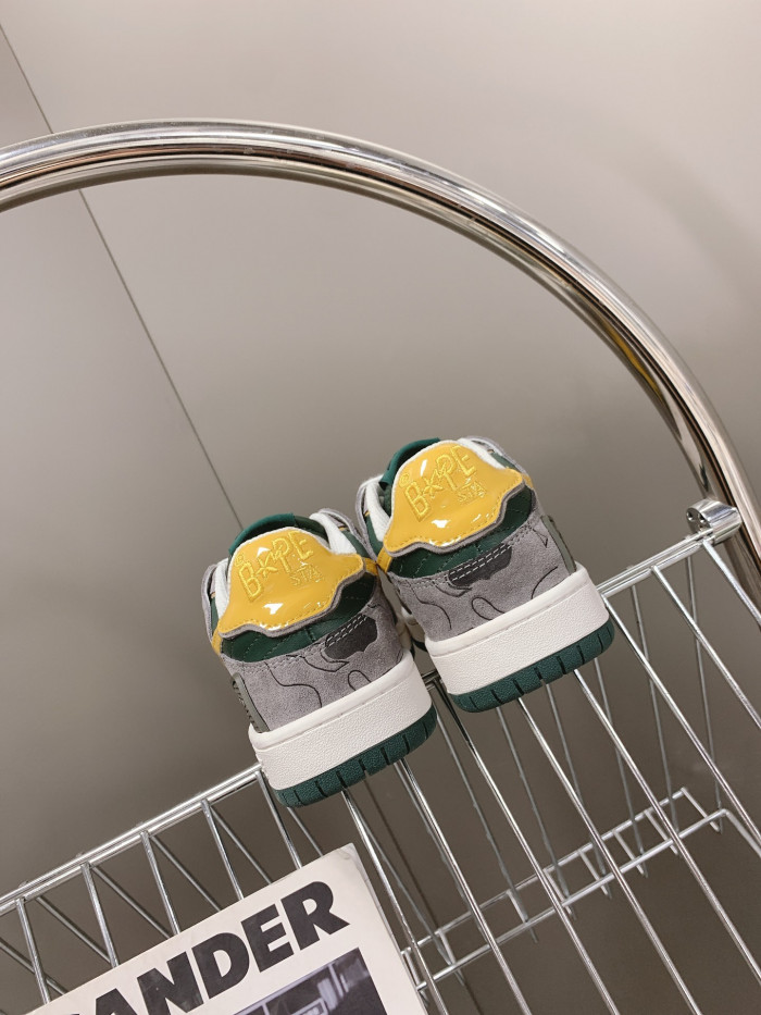 B*PE SNEAKER