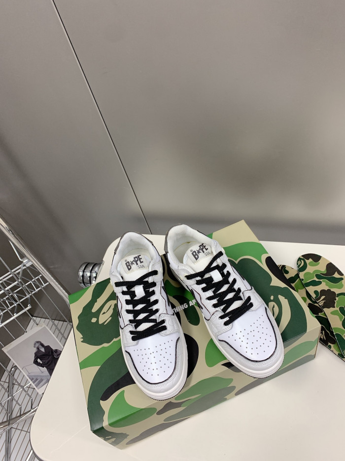 B*PE SNEAKER