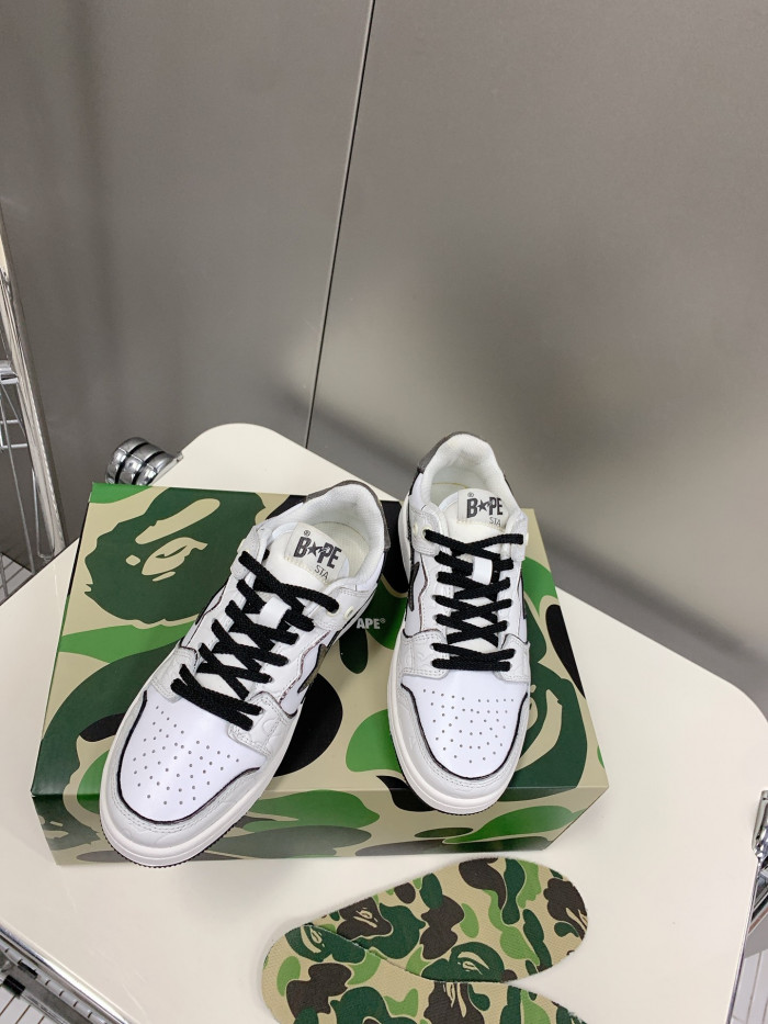 B*PE SNEAKER