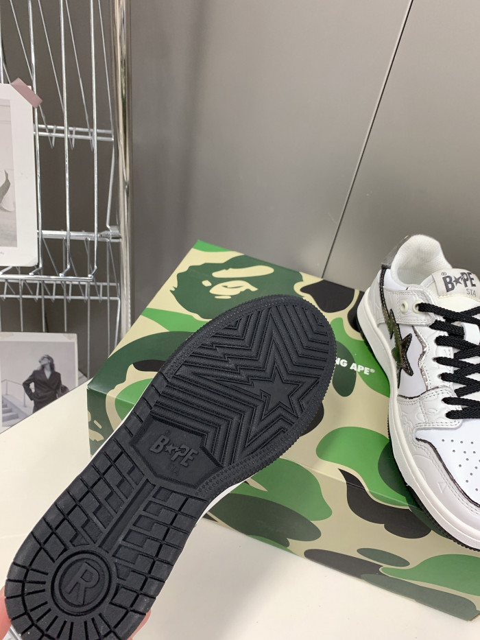 B*PE SNEAKER